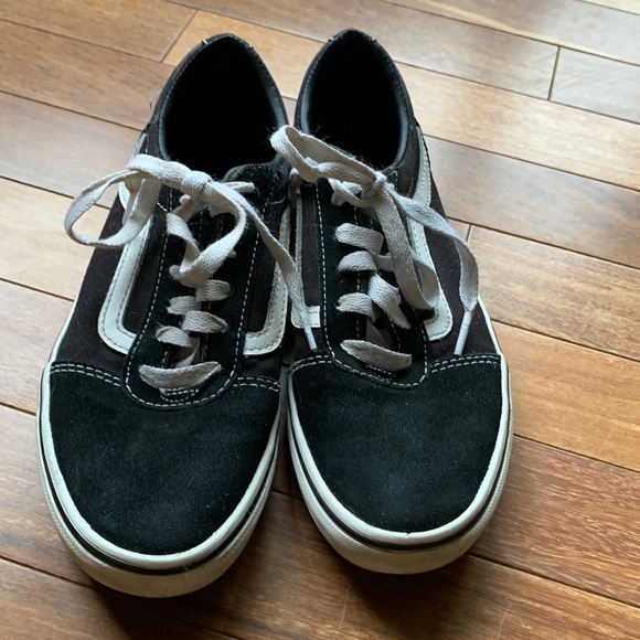 Youth Vans, size 4 - Picture 1 of 5